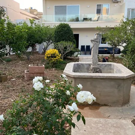 Maltese Garden Mosta