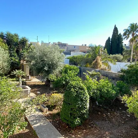 Maltese Garden