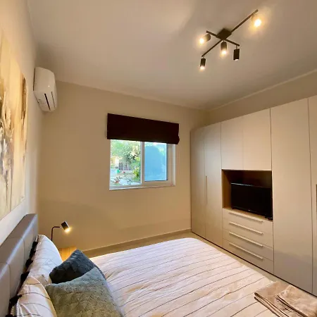 Bed & Breakfast Maltese Garden *