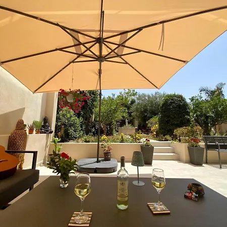 Maltese Garden Bed & Breakfast Mosta
