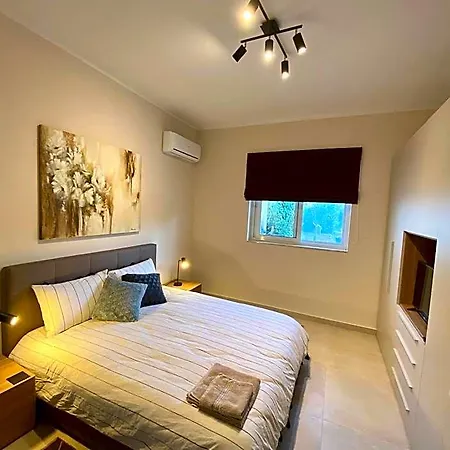 Maltese Garden Bed & Breakfast *