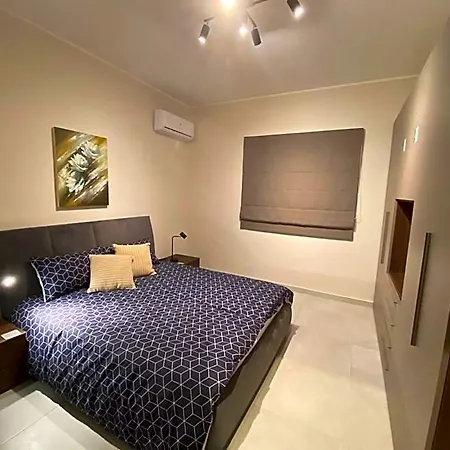 Maltese Garden Bed & Breakfast Mosta